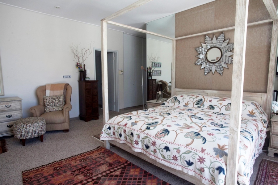 4 Bedroom Property for Sale in Summerstrand Eastern Cape